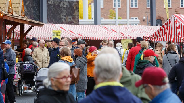 Wemmi markkinatunnelmaa ulkona